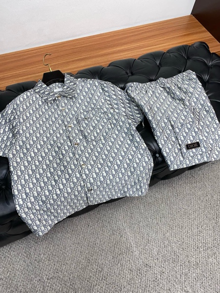 Dior Men Summer Suit-10